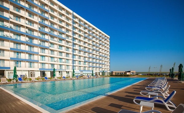 Blaxy Premium Resort & Hotel va functiona in regim hotelier si de proprietate periodica
